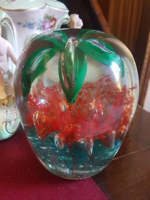 Shirley Cloete Glass Paper Weight 1.275kg