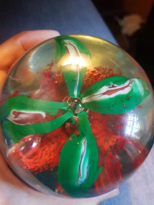 Shirley Cloete Glass Paper Weight 1.275kg