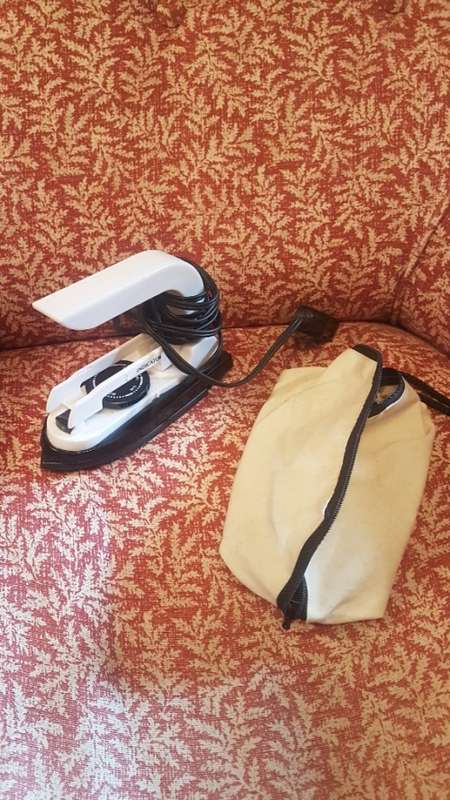 Mini Travel Iron