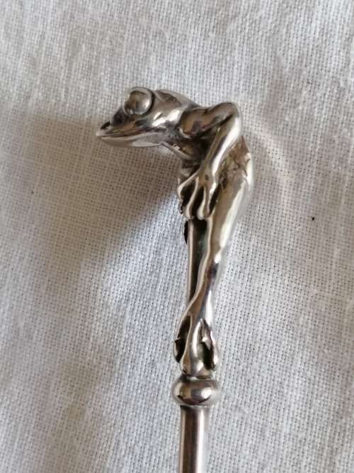 Patrick Mavros Silver novelty spoon decorated with a frog