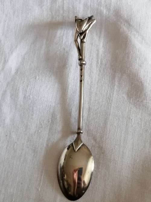 Patrick Mavros Silver novelty spoon decorated with a frog