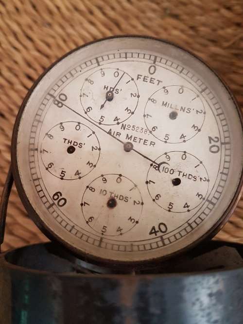 A Patorelli and Rapkin Boxed Air Meter : Not Working
