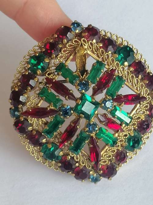 Austrian Crystal Brooch with Gold Tone Filigree Metal work
