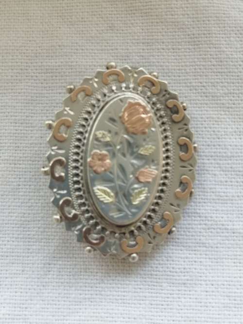 Arthur Johnson Smith Antique Silver and Gold Victorian Brooch