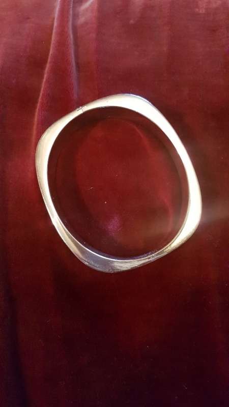Sleek and Modern Silver Bracelet `YOLO You only live once`