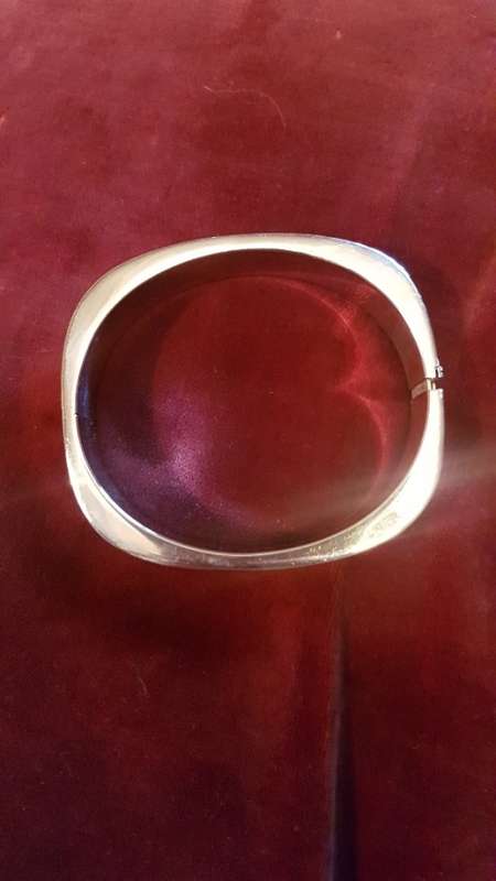 Sleek and Modern Silver Bracelet `YOLO You only live once`