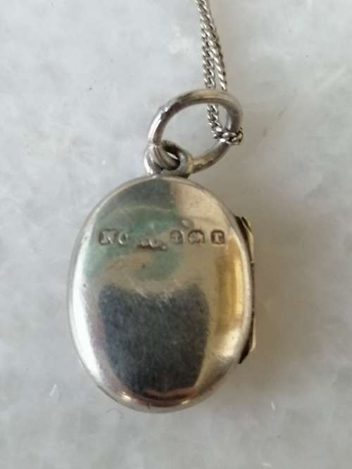 Classic Etched Silver Locket and Chain