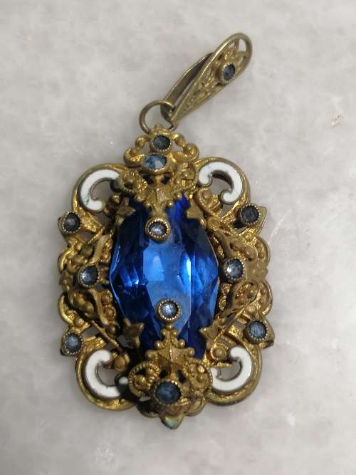 Gorgeous and beautifully made: Czech Glass and Enamel Pendant