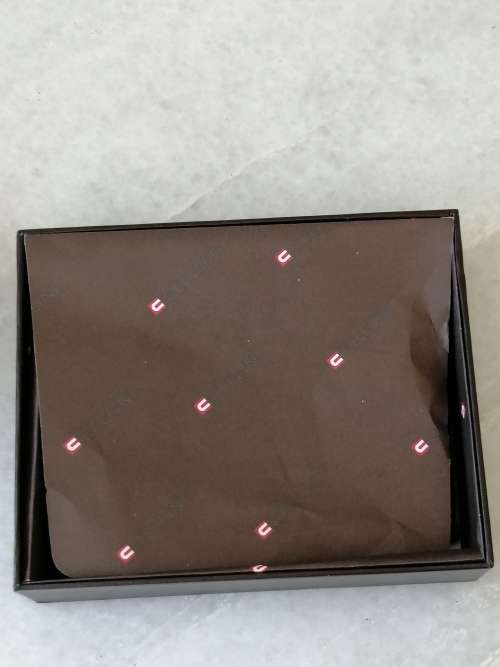 Cellini Genuine Leather Men`s Bi Fold Wallet: Never been used