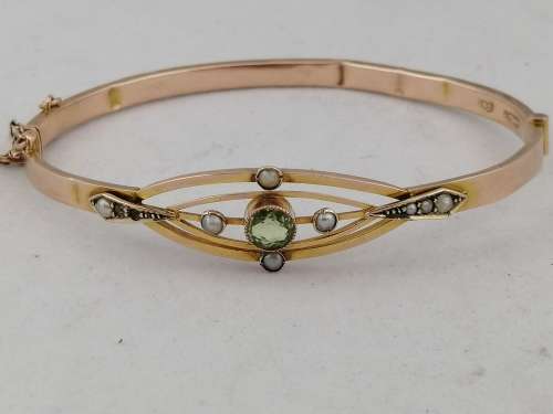 Fabulous!  9K Rose Gold Edwardian Bracelet With Peridot And Seed Pearls