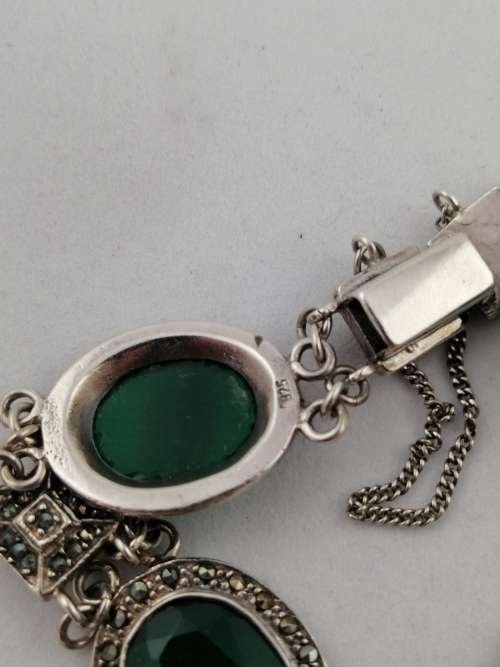Gorgeous Silver, Marcasite and Green Agate Bracelet