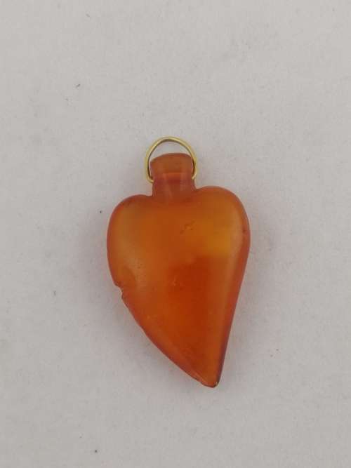 Fantastic Amber HeartLeaf Shaped Pendant
