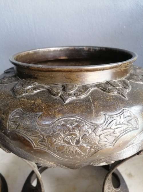 An Outstanding Pair of Japanese Meiji Period Bronze Vases on Stands