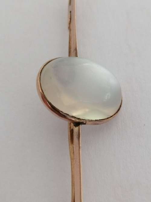 18 ct Rose Gold and Moonstone Brooch