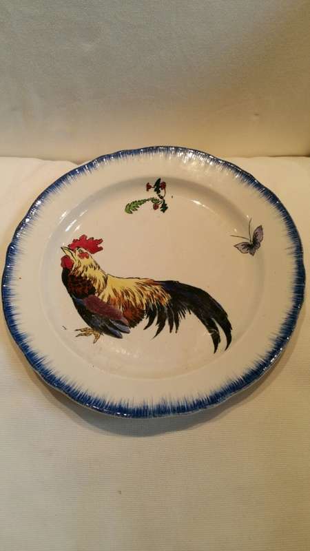 A Cica 1870 Set of Four Creil et Montreau Pottery Rousseau Pattern Dessert Plates.