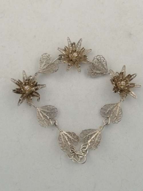Dainty Silver Filigree Bracelet with Flowers and Hearts