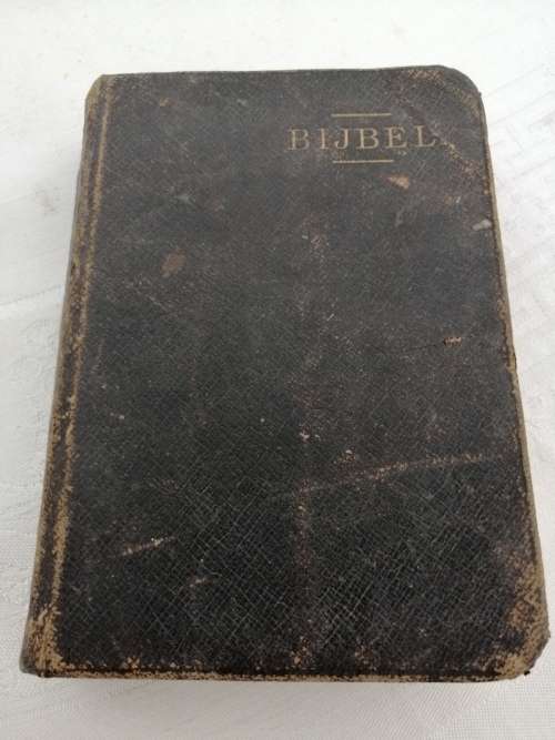 Bijbel  De Gansche Heilige schrift ouden en neiuweb testaments 1898