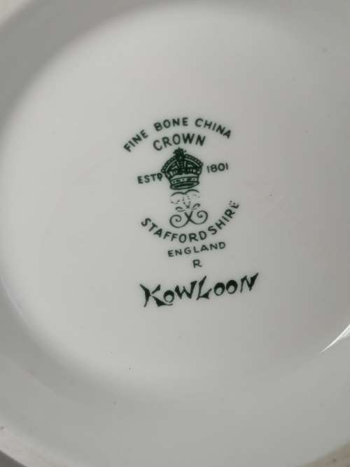 Kowloon Crown Staffordshire Urn Shaped Vase