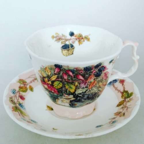 Royal Doulton Brambly Hedge Duo Autumn Four Seasons Series