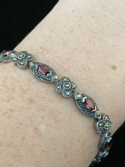 A Dainty Silver , Marcasite and Garent Bracelet