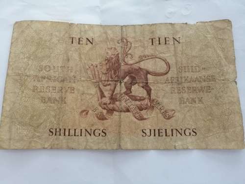 A  SOUTH AFRICAN TEN SHELLING NOTE AFR/ENG 1956