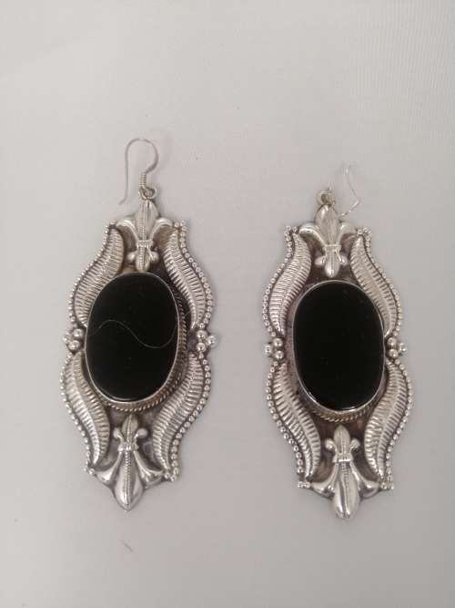 WOW!!!! GORGEOUS EXTRA LARGE VINTAGE SILVER AND ONYX EARRINGS