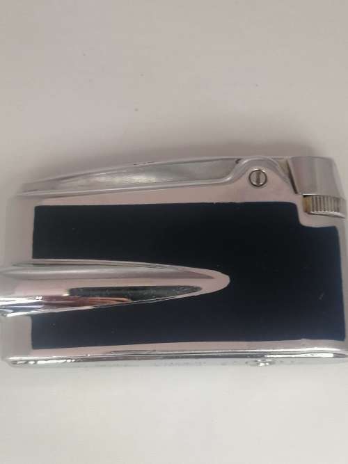 a VINTAGE RONSON LIGHTER
