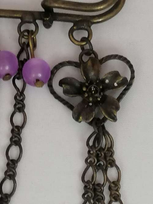 A VINTAGE SAFETY PIN BROOCH/KILT PIN