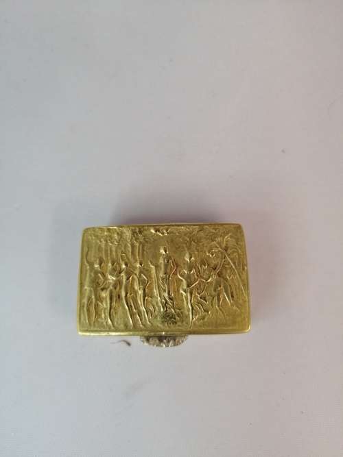 A BRASS AND SILVER PIN/SNUFF BOX RELIEF FIGURES OF PRIMAVERA BOTTICELLI ITALY