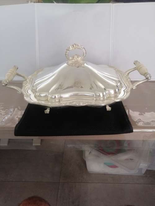 A SPECTACULAR AMERICAN SILVER PLATED TUREEN