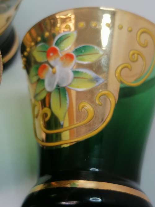 VINTAGE MURANO EMERALD GREEN  CLEAR GLASS DECANGTER SET WITH TWO VASES ACCENTED WITH 24K GOLD LEAF