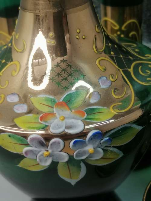 VINTAGE MURANO EMERALD GREEN  CLEAR GLASS DECANGTER SET WITH TWO VASES ACCENTED WITH 24K GOLD LEAF