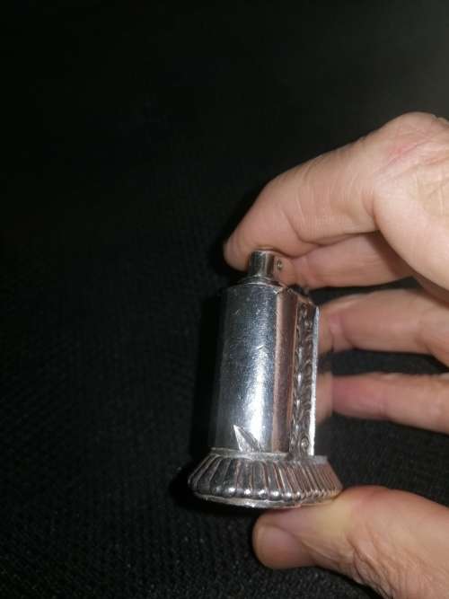 A VINTAGE SILVER PLATED RONSON, DIANA, TABLE LIGHTER