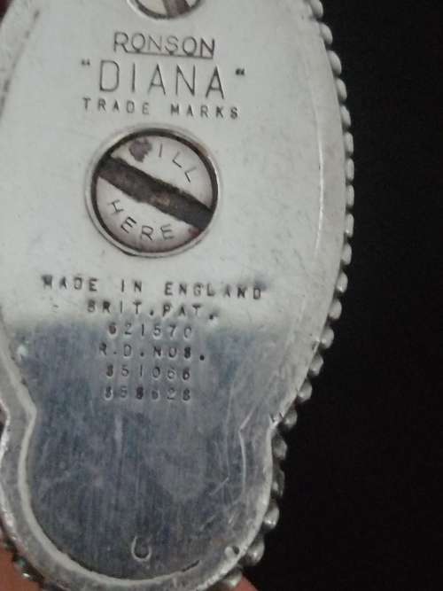 A VINTAGE SILVER PLATED RONSON, DIANA, TABLE LIGHTER