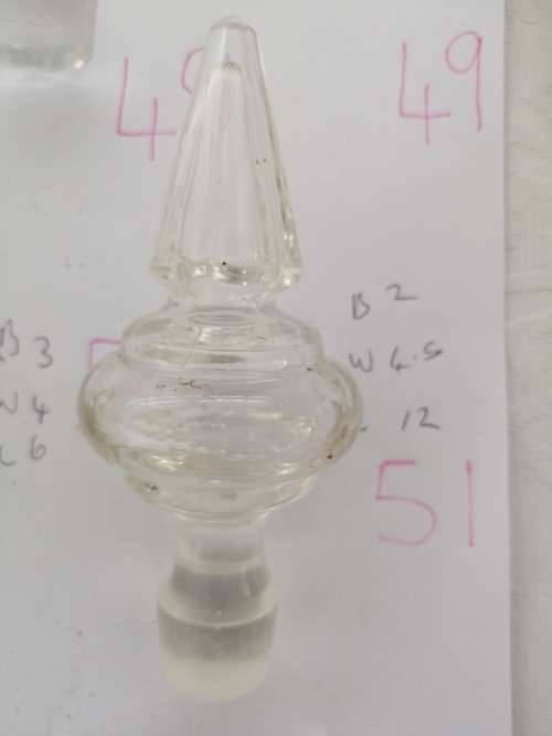 A SELECTION OF GOOD QUALITY CRYSTAL/GLASS DECANTER STOPPERS, SOLD PER ITEM