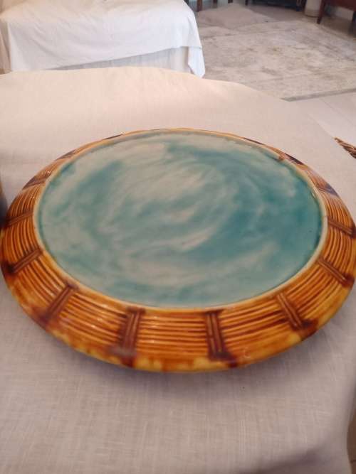 ANTIQUE MAJOLICA BEEHIVE CHEESE DOME WITH BLOSSOM AND BASKET WEAVE DECORATION