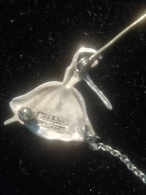 Beautiful Sterling Silver Candida pendant and matching double brooch depicting dancers