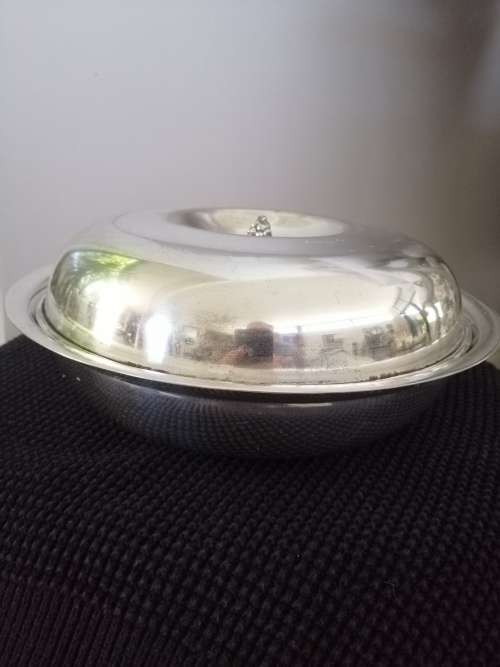 A SILVER PLATED VEGETABLE DISH