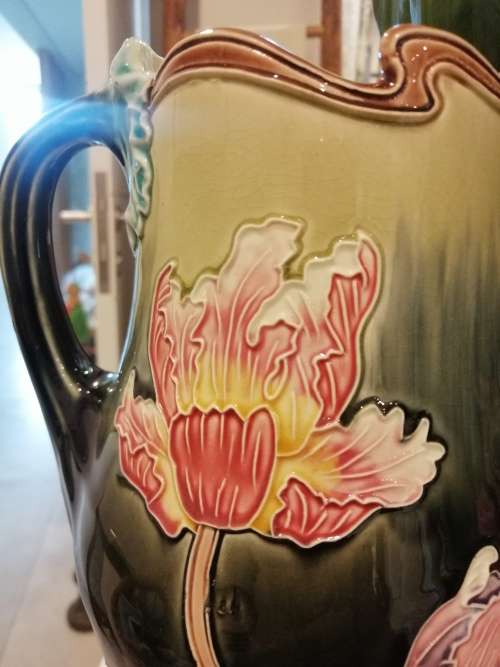 A STUNNING FRENCH ART NOUVEAU TWO-HANDLED CERAMIC VASE