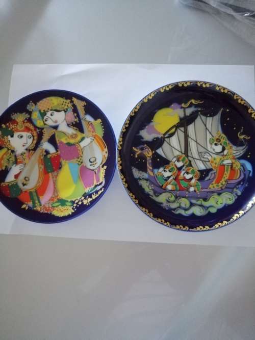 TWO VINTAGE ROSENTHAL WALL PLATE DESIGNED BY BJORN WIINBLAD CIRCA 1960
