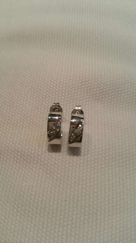 Nwj gold earrings clearance