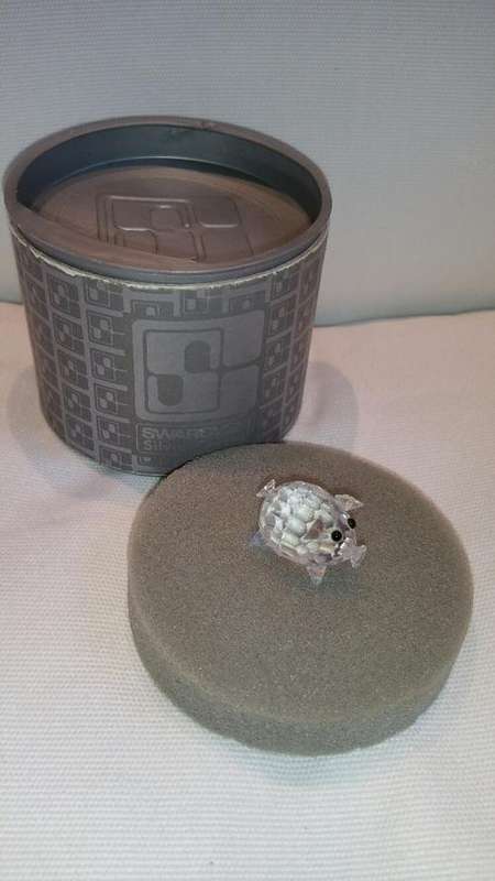 Swarovski Mini Pig With Crystal Disk Tail + Box
