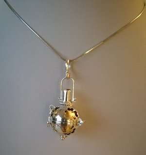STUNNING MYSTIC BELL INCLUDING CHAIN FROM BALI