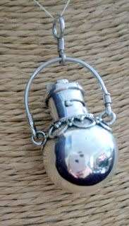 925 STERLING SILVER PERFUME BOTTLE / PILL HOLDER
