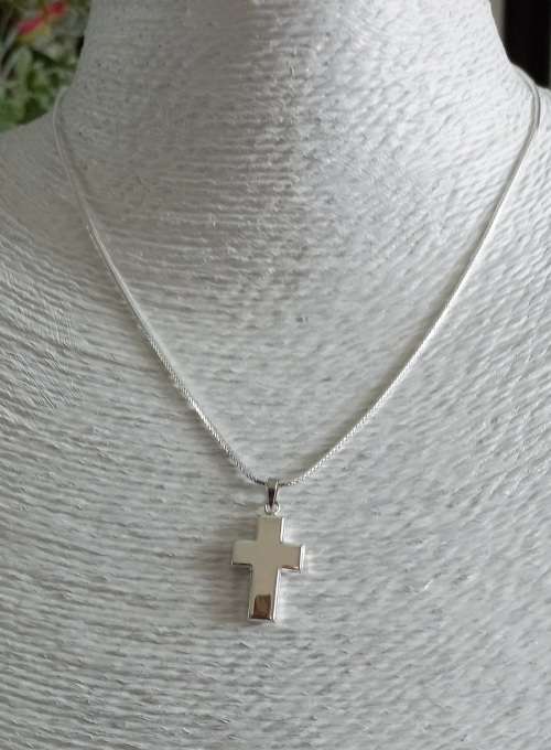 EXCEPTIONAL VALUE - 925 STERLING SILVER CHAIN CROSS AND MATCHING EARRINGS