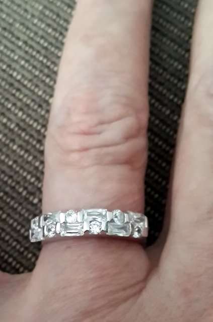 925 STERLING SILVER AND CUBIC ZIRCON RING