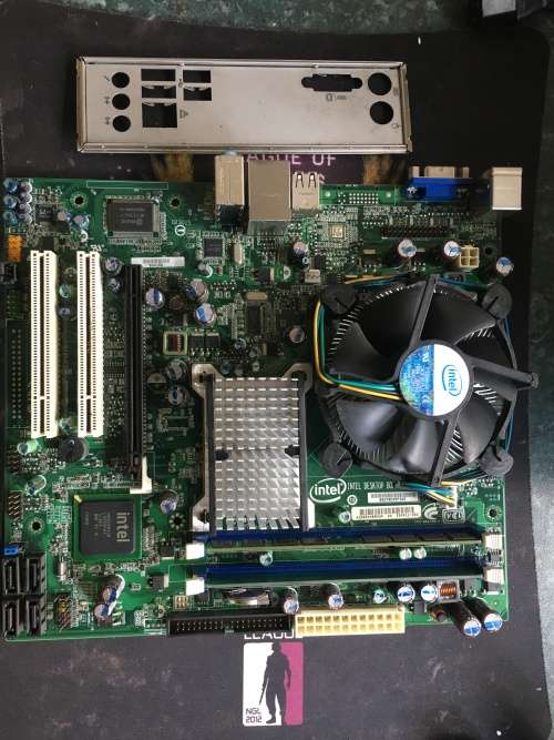 Pentium D 2.7Ghz with 2GB Ram on Socket 775 Intel M/B