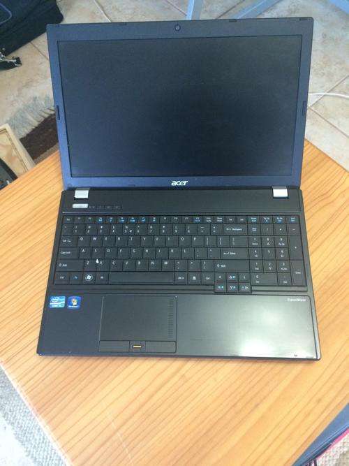 Travelmate 5760G i5 CPU/Build in 3G with Nvidia Graphics *Free Laptop Bag* *Free Shipping*