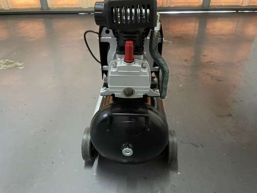 Ross Direct Drive Air Compressor 1.5HP (24L)