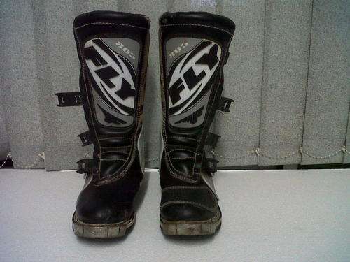 Fly 805 Boots